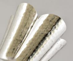 Ezüst(Ag) váza, jelzett, m: 11,5 cm, nettó: 129 g