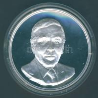 Hollandia 2002. "Claus herceg" Ag emlékérem, 31,6g T:PP