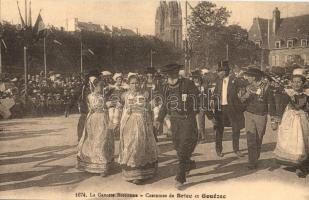 La Gavotte Bretonne. Costumes de Briec et Gouézec / costumes, street view, church