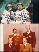 Farkas Bertalan, Magyari Béla és Valerij Kubaszov űrhajósok aláírásai képeslapon + egy eredeti fotó a program űrhajósairól / Astronaut autograph signature + original photo