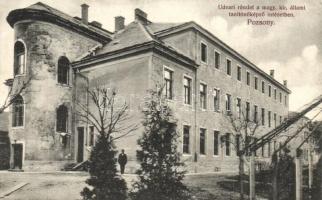 Pozsony, Pressburg, Bratislava; Magyar kir. állami tanítóképző intézet udvara és saját kiadása / teachers training institutes yard