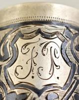 Ezüst(Ag) orosz vodkás pohár, indamintával, jelzett, m: 4,5 cm, bruttó: 27,8 g