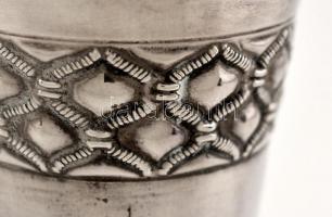 Ezüst(Ag) kis kehely, jelzett, m: 12,5 cm, nettó: 67,4 g