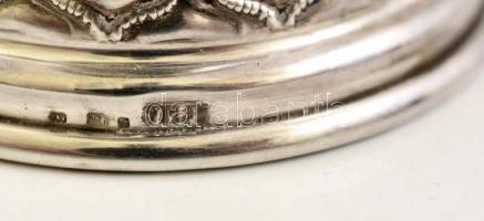 Ezüst(Ag) kis kehely, jelzett, m: 12,5 cm, nettó: 67,4 g