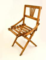 Összecsukható szék, fa, m: 54,5 cm