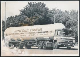 Miskolc Város Köztisztaságüzemének teherautói, Tiszai Vegyi Kombinát teherautója, Hangya teherautó, ...