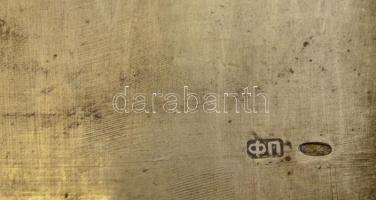 Ezüst(Ag) orosz jelzéssel cigarettatárca, jelzett, 11×8×2 cm, nettó: 166,2 g