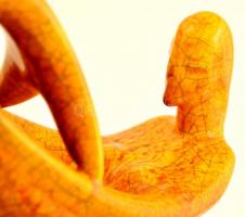 Gorka Géza (1895-1971): Sellő. Repesztett mázas kerámia, jelzett (Nográdverőce), h:17,5 cm, m:13 cm