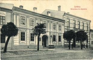 Leibic, Leibitz, Lubica; Városháza, népiskola. W.L. Bp. 2883. Götz Amália kiadása / town hall, school + Cs. zákopnicky prapor cis. 3. 2. zákopnická setnina (fa)