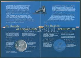 Hollandia 2002. "1Daalder" Ag emlékérem emléklapon T:BU