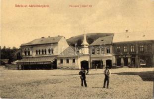 Mehádia, Ferenc József tér, Keller József üzlete, Gyógyszertár. W. L. 3217. / square, shops, pharmacy