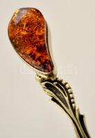 Ezüst(Ag) díszkanál, borostyán kővel, jelzett, h: 13 cm, bruttó: 18,7 g