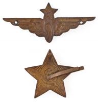 ~1960. 2db klf vörös csillagos sapkajelvény, egyik vasutas T:2