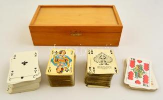 1 pakli magyar kártya, 2 pakli francia kártya és 2×2 pakli régebbi francia kártya, hiánytalanok, fa dobozban