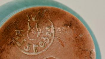 Kiss Roóz Ilona (1920-2010) Iparművészeti Vállaltos: Figurális mécsestartó. Kézzel festett mázas ker...