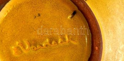 B. Várdeák Ildikó (1929-2013) mázas, kézzel festett, kerámia dísztál, jelzett, a talpán apró lepatta...