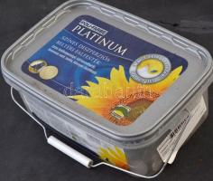 Vegyes magyar és külföldi fémpénz tétel 3Kg-os súlyban T:vegyes