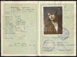 1929 2 db fényképes magyar útlevél férj és feleség részére