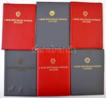 Egy doboznyi vegyes Magyar Néphadsereg kitüntetés, közte "Haza Szolgálatért Érdemérem" val...