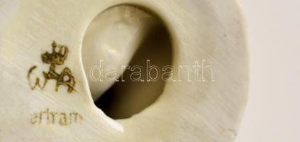 Wagner & Apel porcelán éneklő kisfiú, kézzel festett, jelzett, hibátlan, m: 11,5 cm