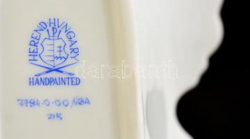 Herendi Viktória mintás leveles tálka, kézzel festett, jelzett, kopásnyomokkal, 15x8,5 cm