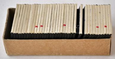 Kb 40 darabors vegyes üvegdia tétel, közte erdélyi látképekkel