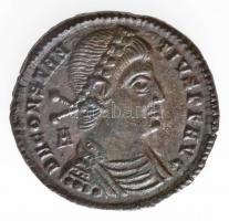 Római Birodalom / Siscia / II. Constantius Kr. u. 337-361. AE Maiorina (4,70g) T:1- Roman Empire / Siscia / Constantius II AD 337-361. AE Maiorina "D N CONSTAN-TIVS P F AVG / HOC SIG-NO VICTOR ERIS / H / . ASIS*" (4,70g) C:AU RIC VIII 282.