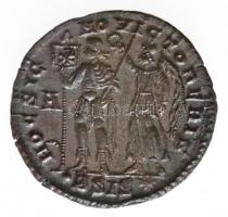 Római Birodalom / Siscia / II. Constantius Kr. u. 337-361. AE Maiorina (4,70g) T:1-
Roman Empire / ...