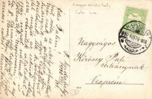 1910 Kaposszerdahely (Kaposvár), kúria. Levél írója az erkélyen. photo