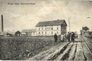 1913 Máza-Szászvár; Brogli telep, Brogli Béla hengermalma, gőz téglagyára, fa, szén, cement és mészkereskedése. Hátoldalon Brogli levele