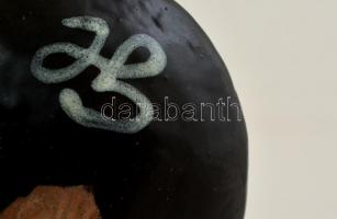 Iparművészeti Vállalatos Gorka Lívia  tálka, mázas kerámia, jelzett, apró kopásokkal, 28×12 cm