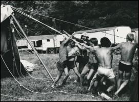 cca 1968 Kecskeméti életképek, Vincze János (1922-1998) kecskeméti fotóművész 3 db aláírt, feliratoz...