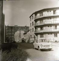 cca 1968 Budapest, X. kerület, kőbányai városképek, épületfotók, utca képek, stb., 21 db vintage neg...