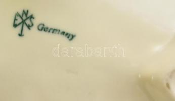 Ens rózsás kosár, kézzel festett, jelzett, apró lepattanással, m: 12,5 cm