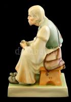 Zsolnay szalonnázó paraszt, kézzel festett, jelzett, hibátlan, m:32 cm, 24×20 cm