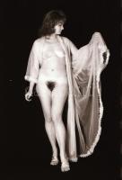 cca 1972 A tavasz ébredése, szolidan erotikus felvételek, 29 db vintage negatív, 24x36 mm