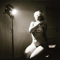 cca 1982 Színes és fekete-fehér, dia és nega, szolidan erotikus felvételek, 12 db vintage felvétel, ...