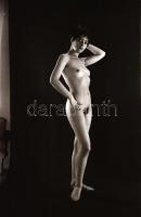 cca 1972 Szolid modellekről, szolidan erotikus felvételek, 26 db vintage negatív, 24x36 mm