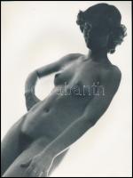 cca 1976 Menesdorfer Lajos (1941-2005) budapesti fotóművész hagyatékából 15 db vintage fotó (6x6 cm ...