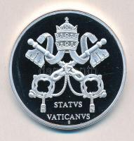 Vatikán ~2005. "XV. Benedek pápa" ezüstözött multicolor emlékérem (40mm) T:PP 
Vatican ~2...