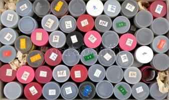 A budapesti Metró Vállalat föld feletti és föld alatti építkezéseiről, járműveiről, a vállalat dolgo...