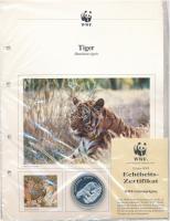 1986. "30 éves a WWF / Tigris" jelzett Ag emlékérem német nyelvű tanúsítvánnyal és tájékoz...