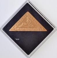 DN Világ Bélyegcsodái - Jóreménység Foka 4 Penny 1861 aranyozott Cu bélyegérem tanúsítvánnyal (25x23mm) T:PP