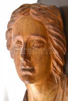 Csorvássy István (1912-1986): Női fej, faragott fa fali relief, 24x18 cm