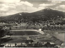 4 db modern sport motívumlap és reklám (Tatai edzőtáborban röplabda, Nyitrai stadion, Rósa Dénes FTC...
