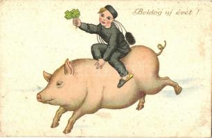 33 db RÉGI magyar városképes és motívumos képeslap; karácsony, húsvét / 33 pre-1945 Hungarian town-v...