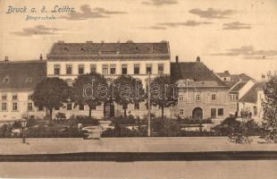 1920 Lajtabruck, Bruck and der Leitha; Bürgerschule / népiskola, A. Strauss üzlete / school, shop (EK)
