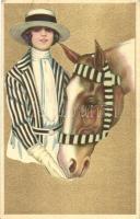 60 db RÉGI motívumos képeslap, főként művészlap, közte litho / 60 pre-1945 motive postcards, mostly art postcard, with some litho