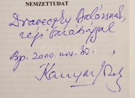 Kanyar József: Honismeret és nemzettudat. Bp., 2000, Püski Kiadó. DEDIKÁLT! Kiadói papírkötés, piszk...