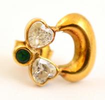 Arany (Au) 18K fülbevalópár, szív alakú kövekkel díszítve, jelzett, 1,3×0,9 cm, bruttó: 2,1 g